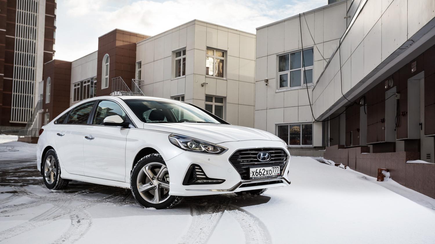 Длительный тест Hyundai Sonata: первые впечатления и поиск изюминки —  Тест-драйв — Motor