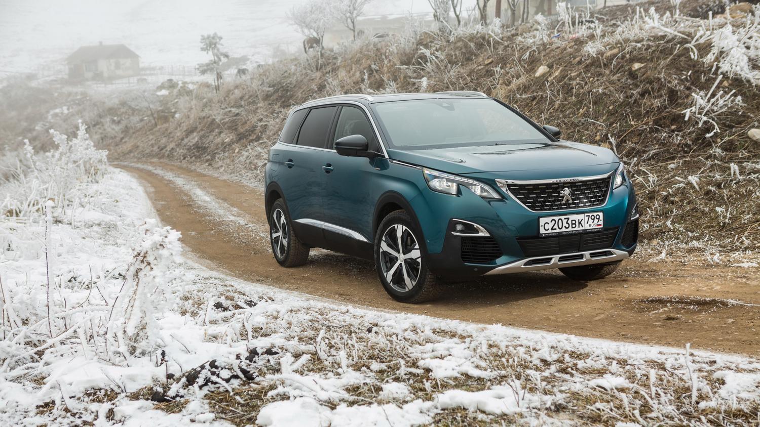 Тест-драйв Peugeot 5008 – классной семейной машины, о которой вы вряд ли  задумаетесь всерьез — Тест-драйв — Motor