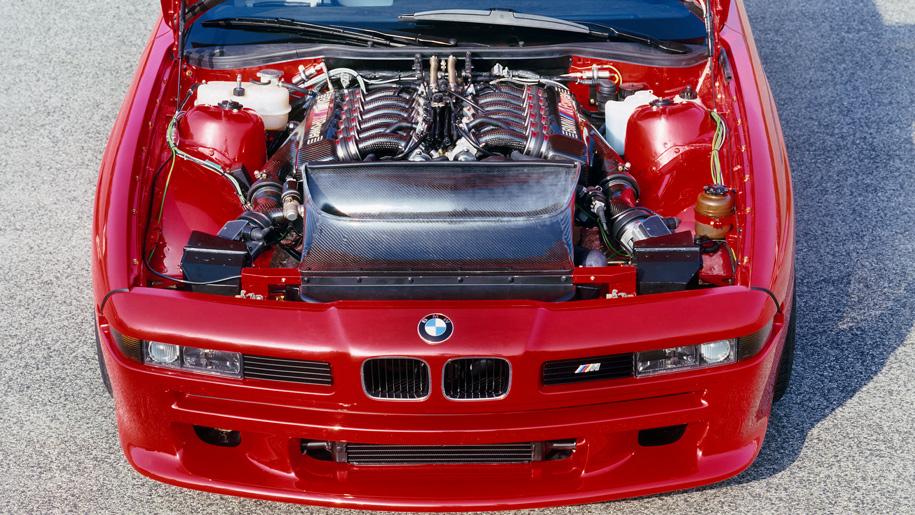 BMW 8 История