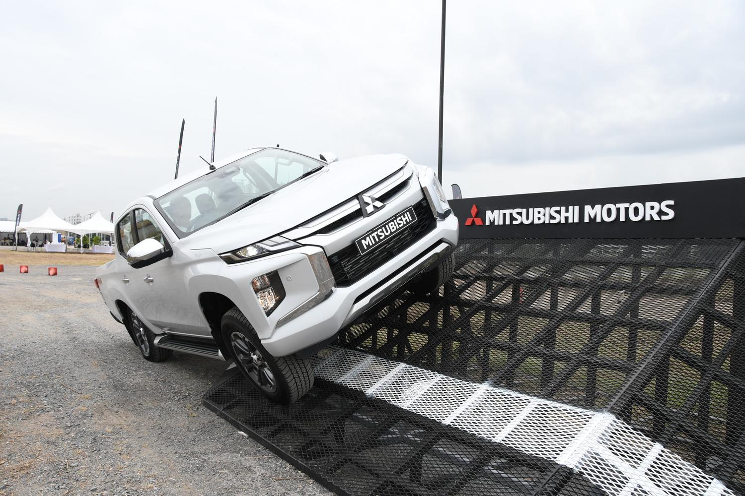 В России представлен обновленный Mitsubishi L200 — что это за машина и  сколько она стоит? — Тест-драйв — Motor