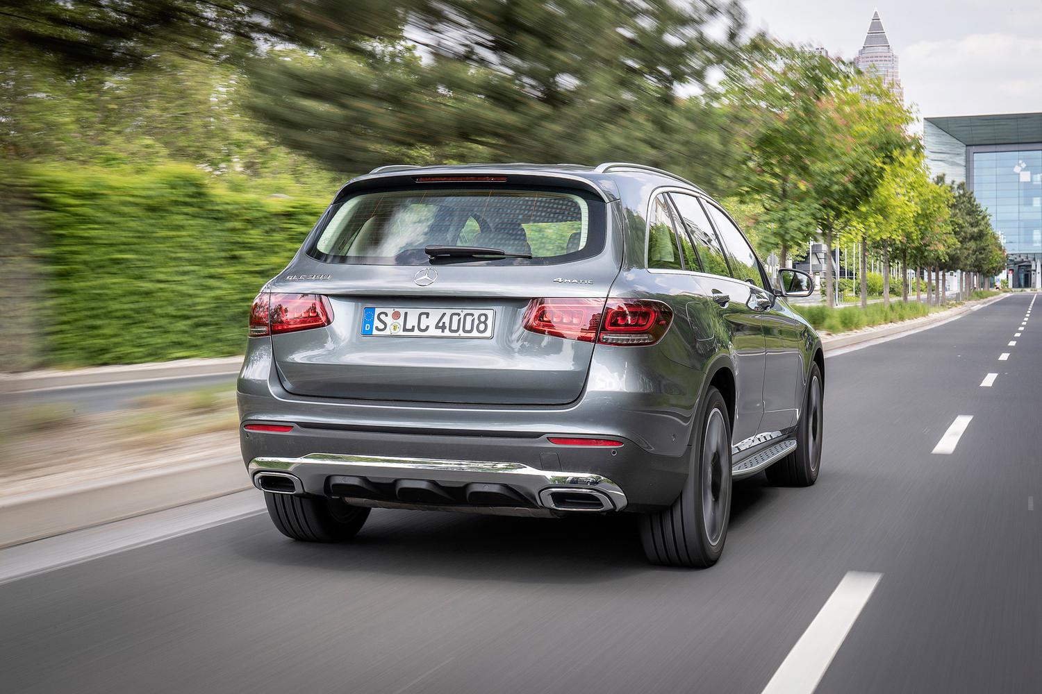 Первая встреча с обновленным Mercedes-Benz GLC: что изменилось после  рестайлинга — Тест-драйв — Motor