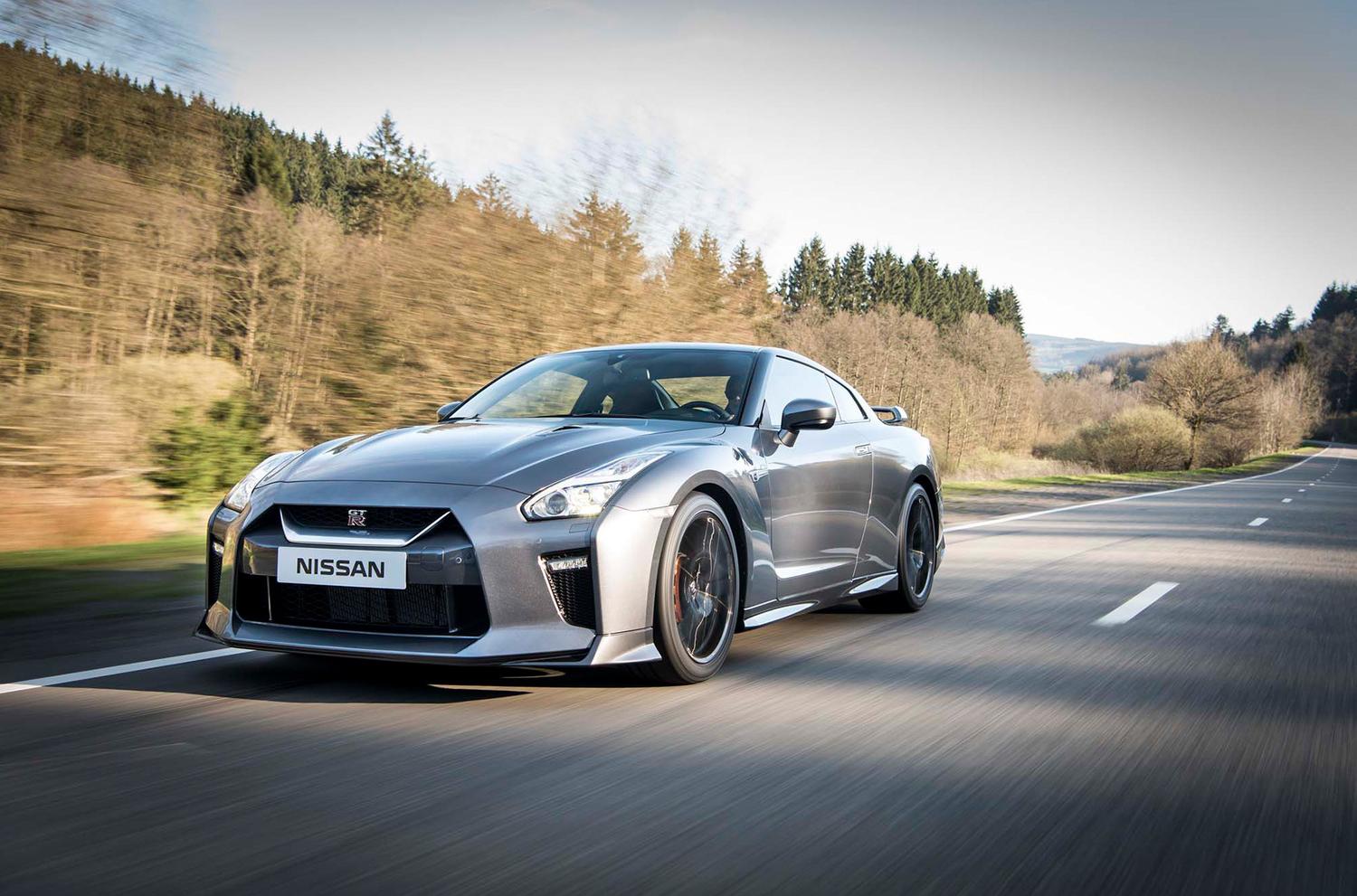 Избранное на Моторе: Nissan GT-R и история самого устрашающего поворота  Формулы-1 — Тест-драйв — Motor