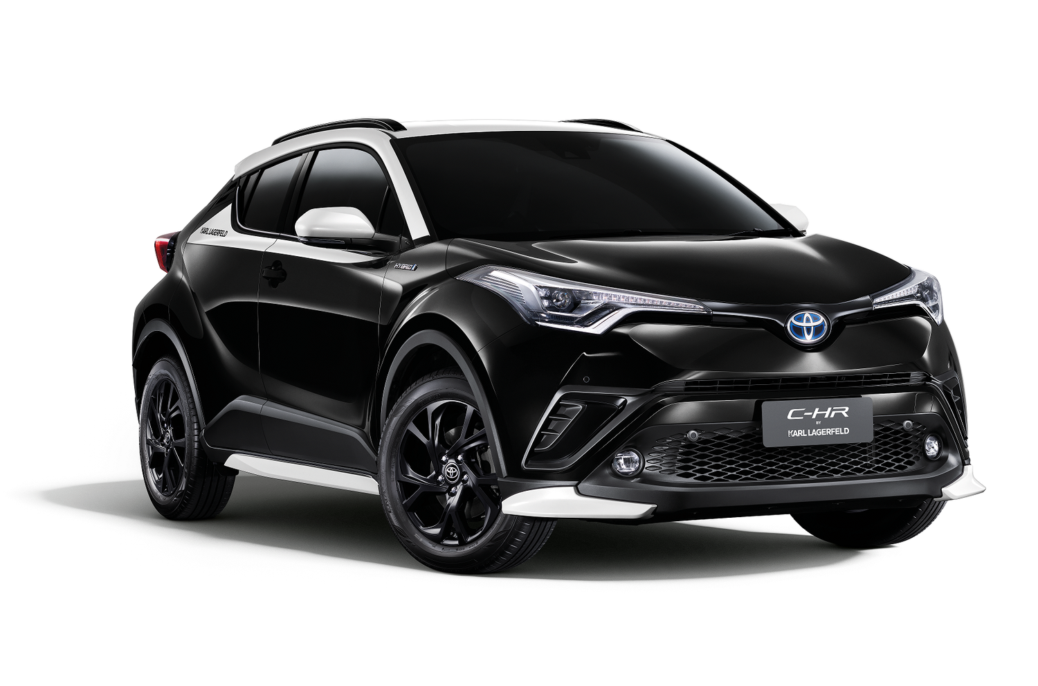 У кроссовера Toyota C-HR появилась дизайнерская версия — Motor