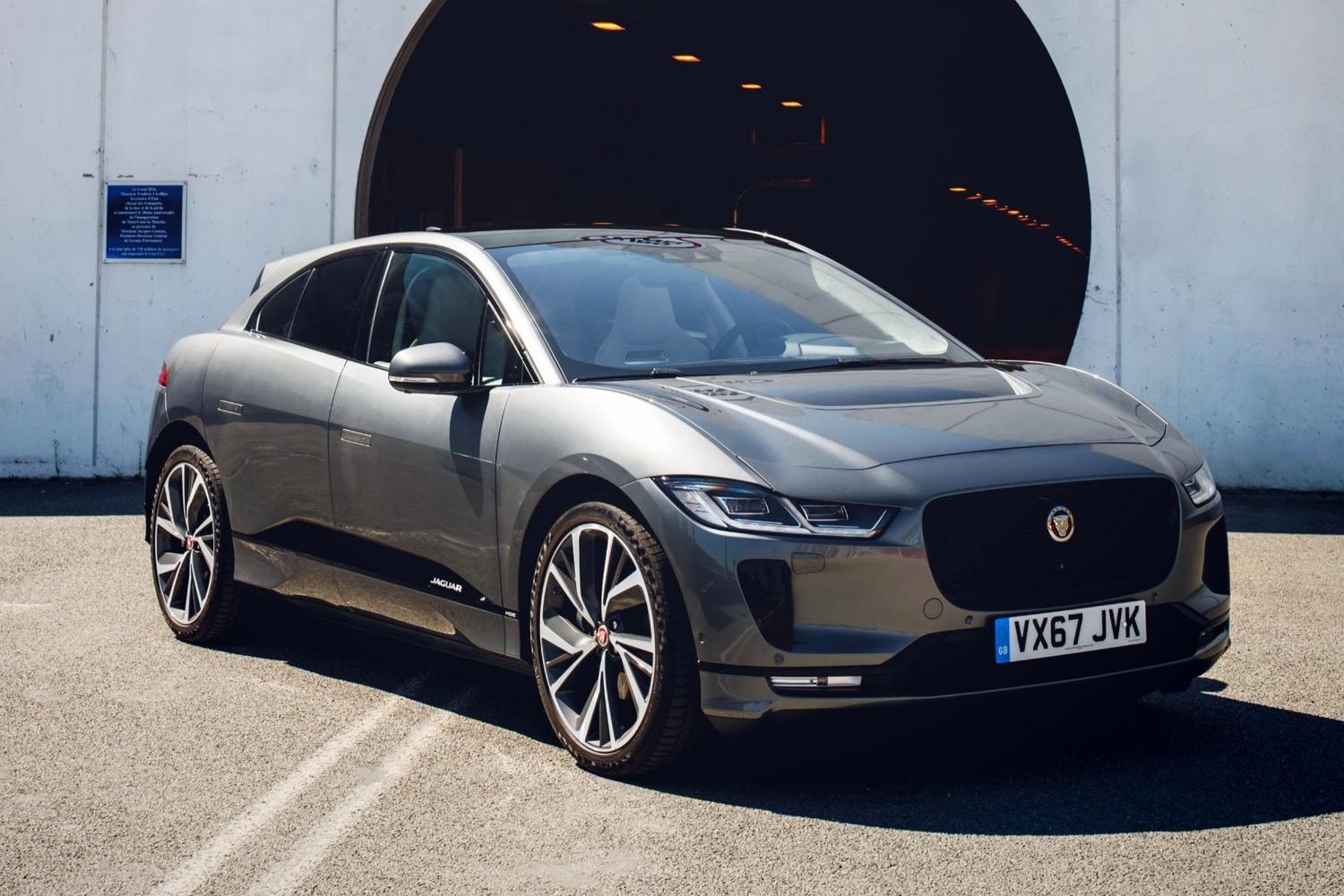 В России резко подешевел электрический кроссовер Jaguar I-Pace — Motor