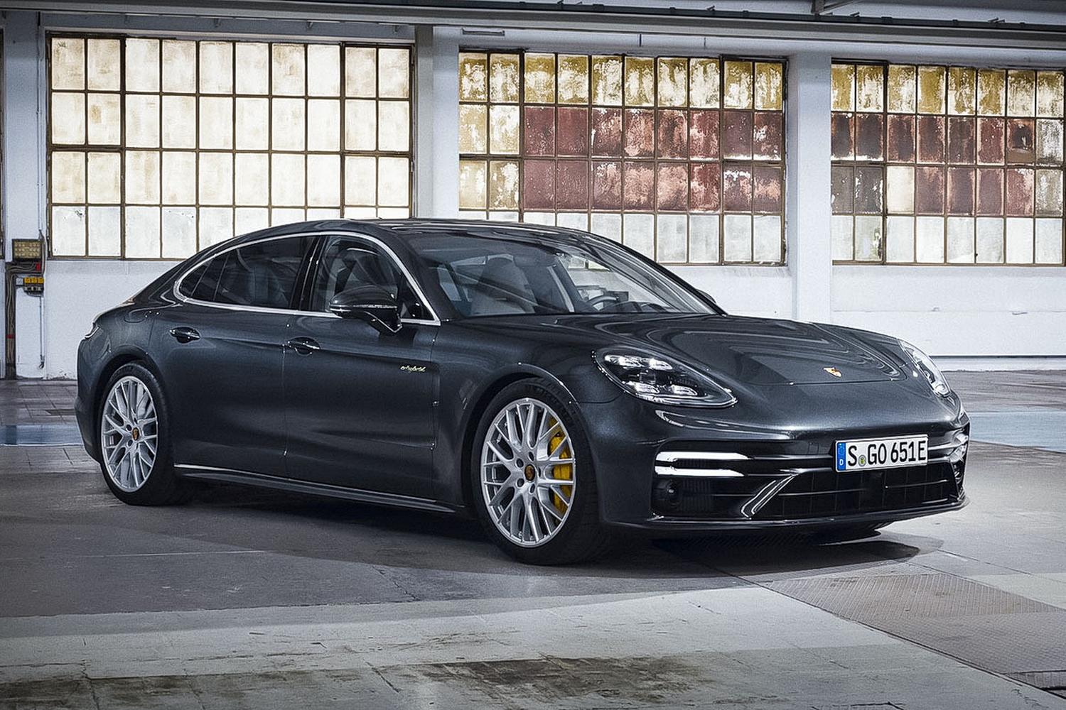 Сколько стоит машина porsche panamera