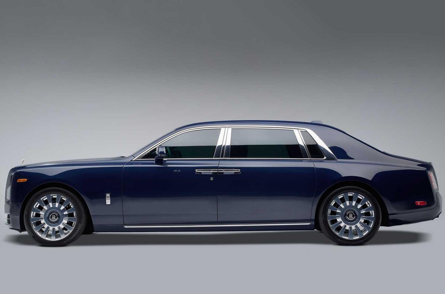 Rolls-Royce украсил Phantom уникальным деревом: его пришлось ждать три года  — Motor