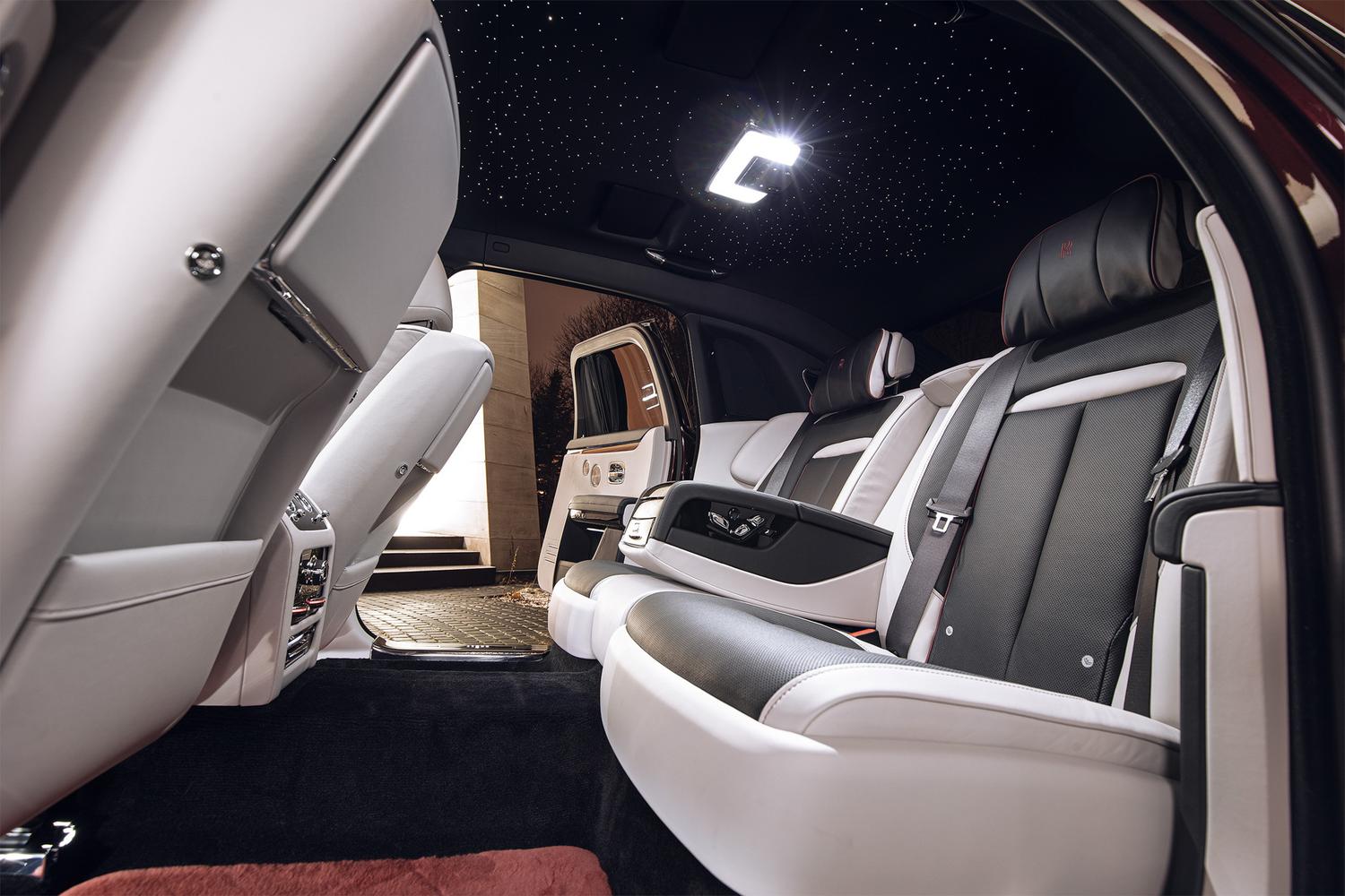 Rolls-Royce можно ли спать в машине