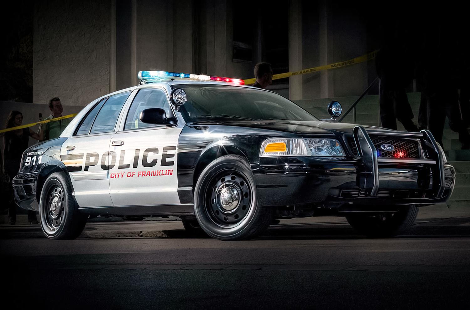 Ford Crown Victoria P71 Police Interceptor