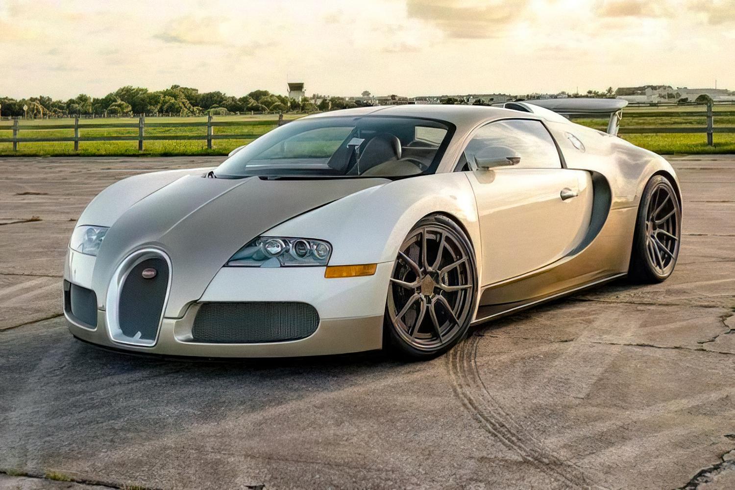 Bugatti Veyron        16     Motor