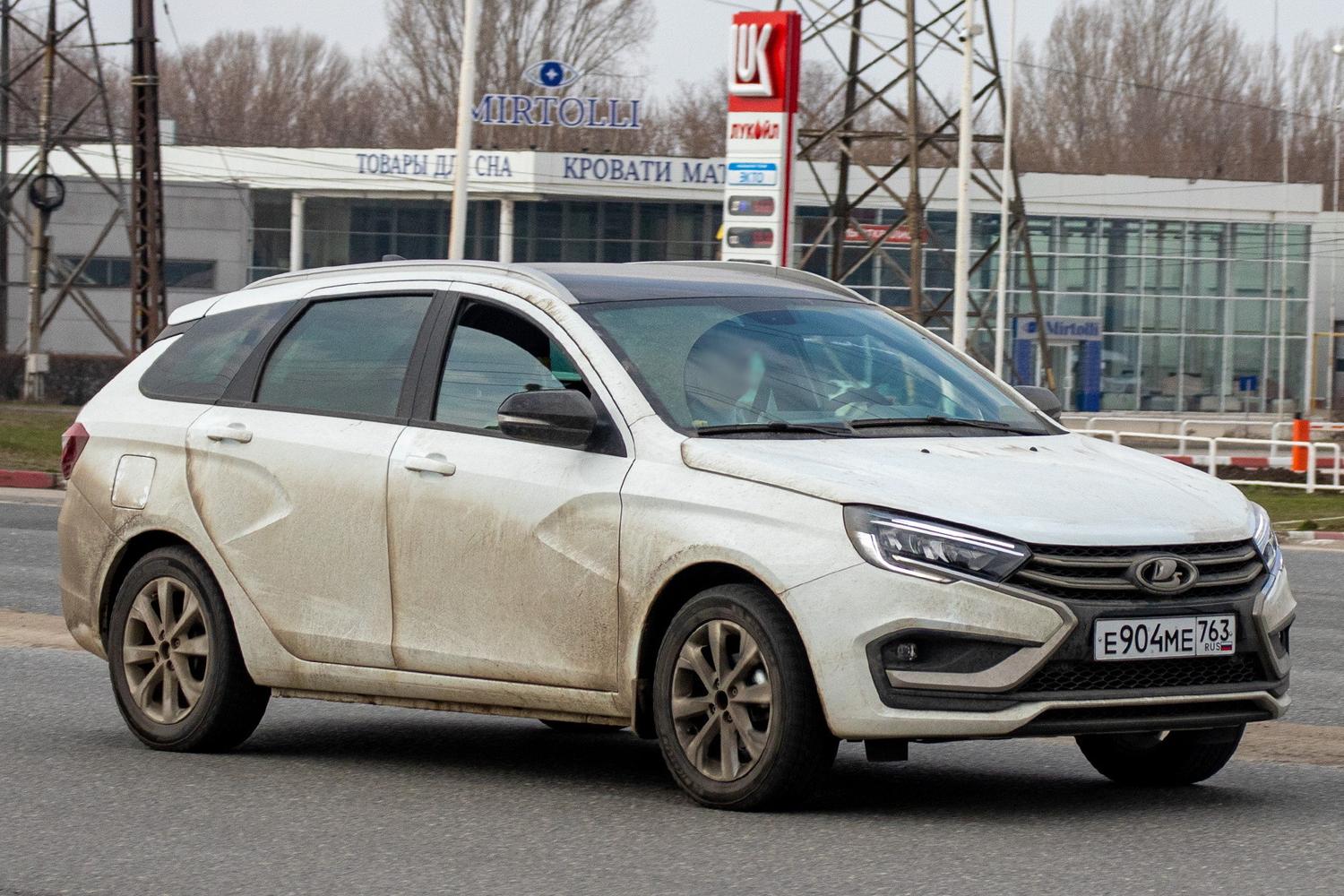 Опубликованы «живые» снимки новых Lada Vesta SW и Vesta Cross — Motor