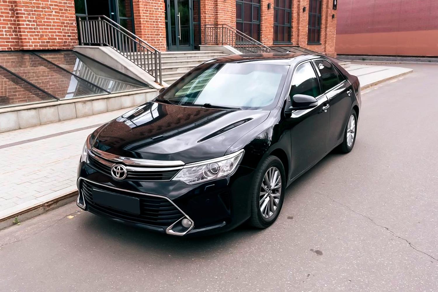 Их сдают напрокат в России: бронированная Camry, скорая, автозак и другие —  Читальный зал — Motor