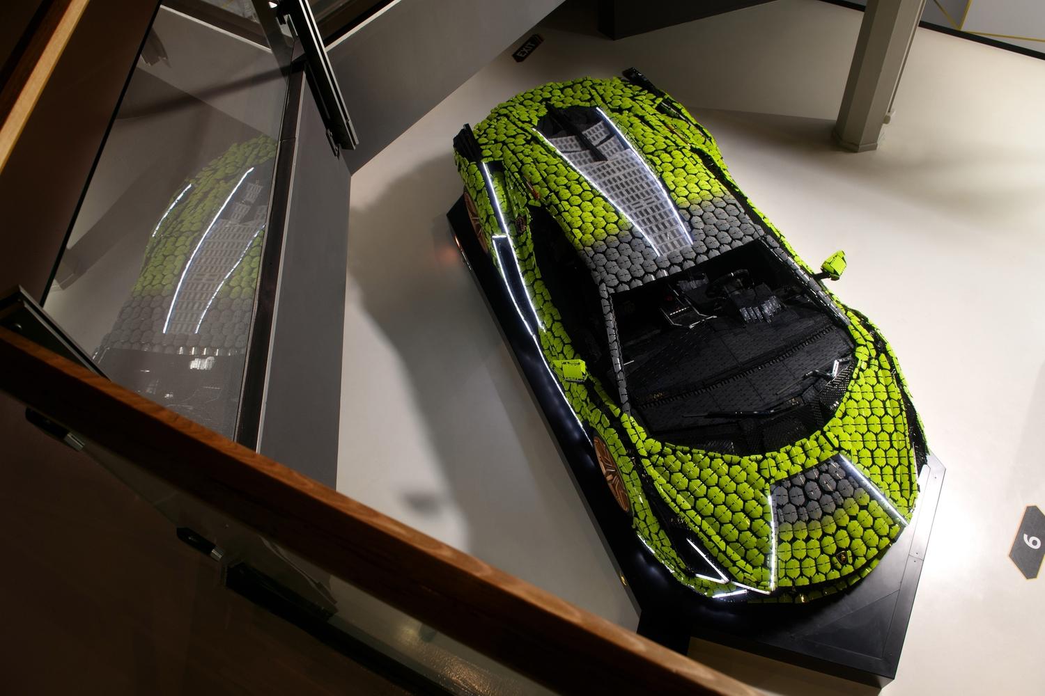 Lamborghini Sian FKP 37 Lego Motor