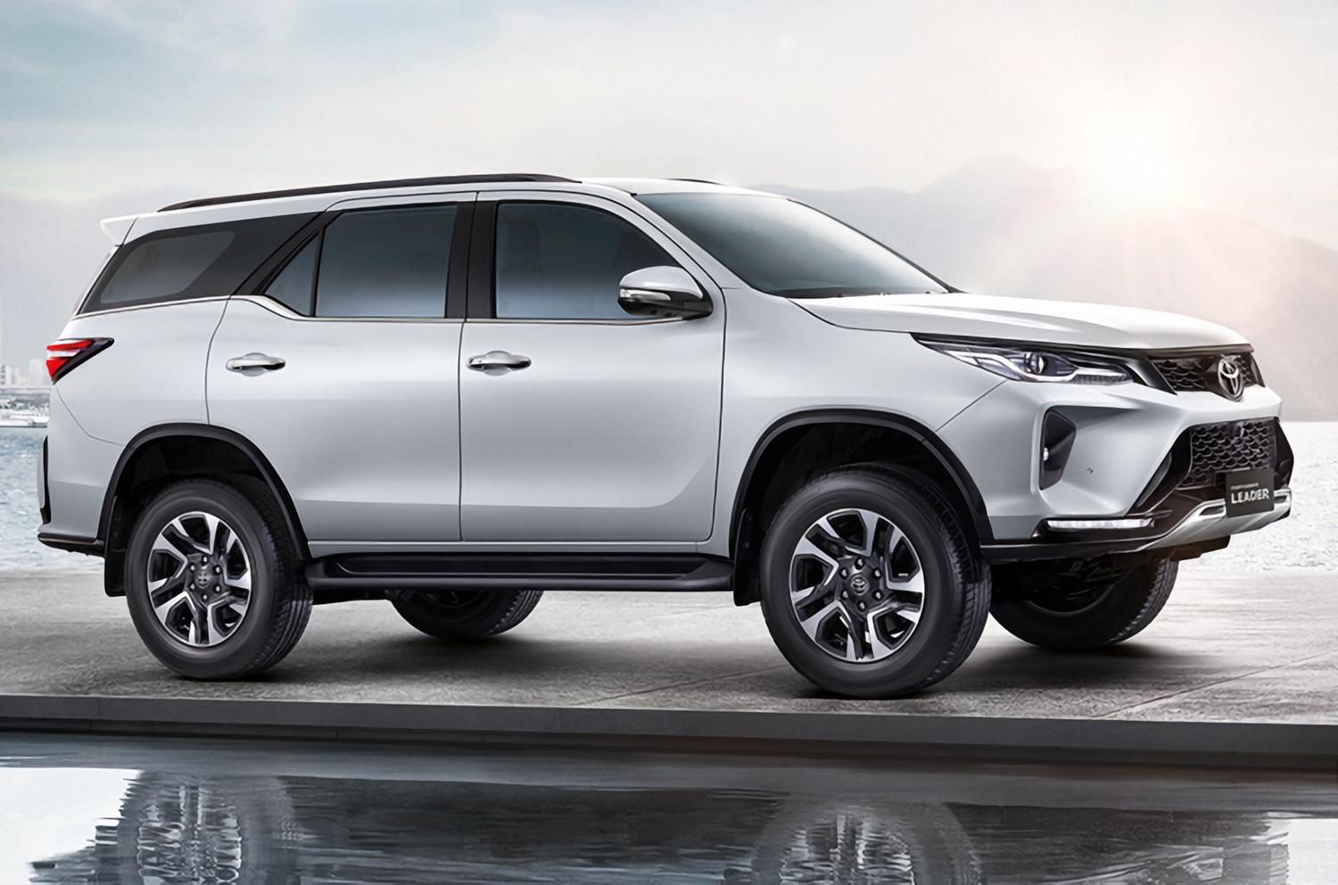 Toyota обновила внедорожник Fortuner — Motor