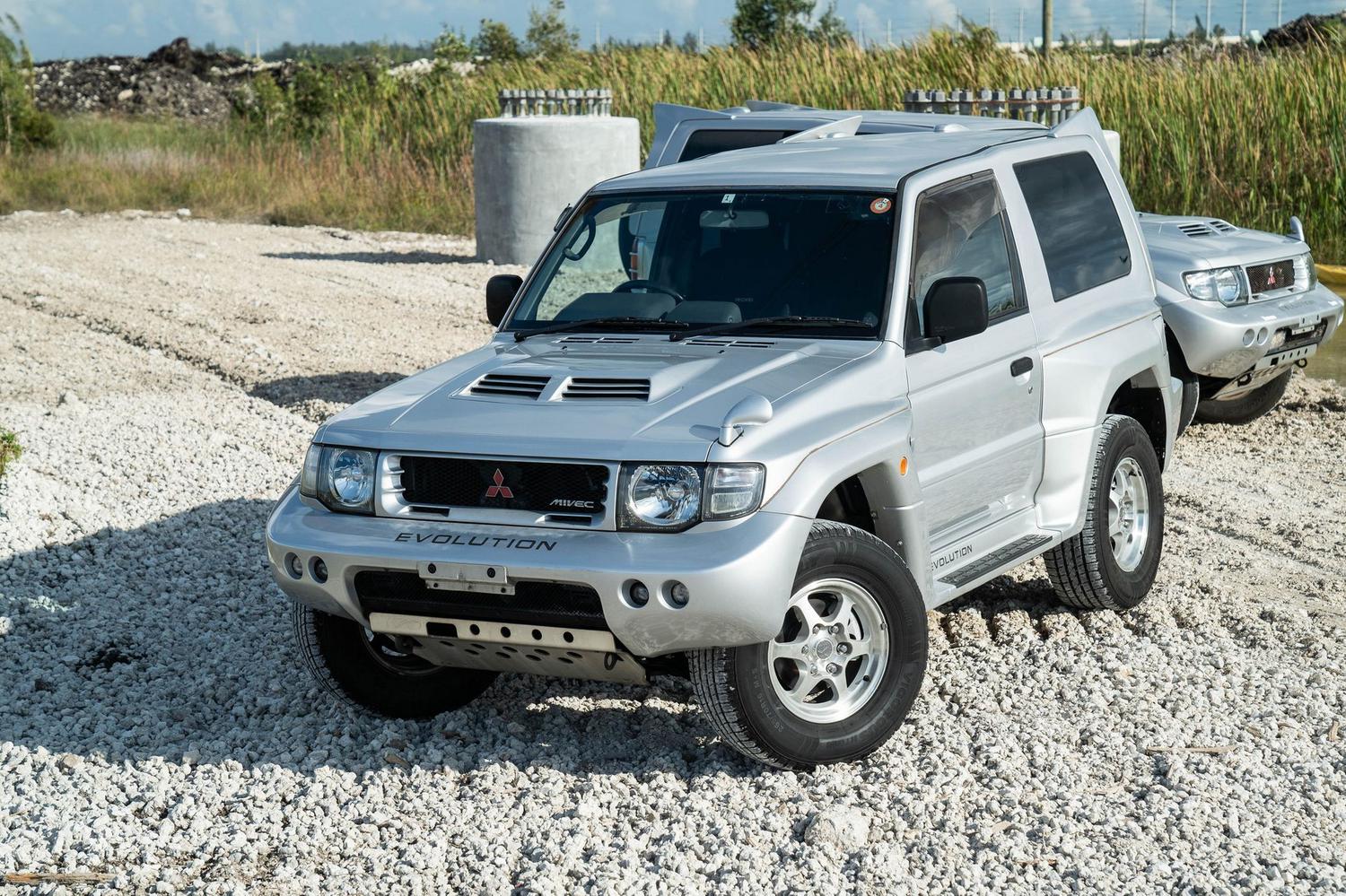 В продаже появился редчайший Mitsubishi Pajero Evolution — Motor