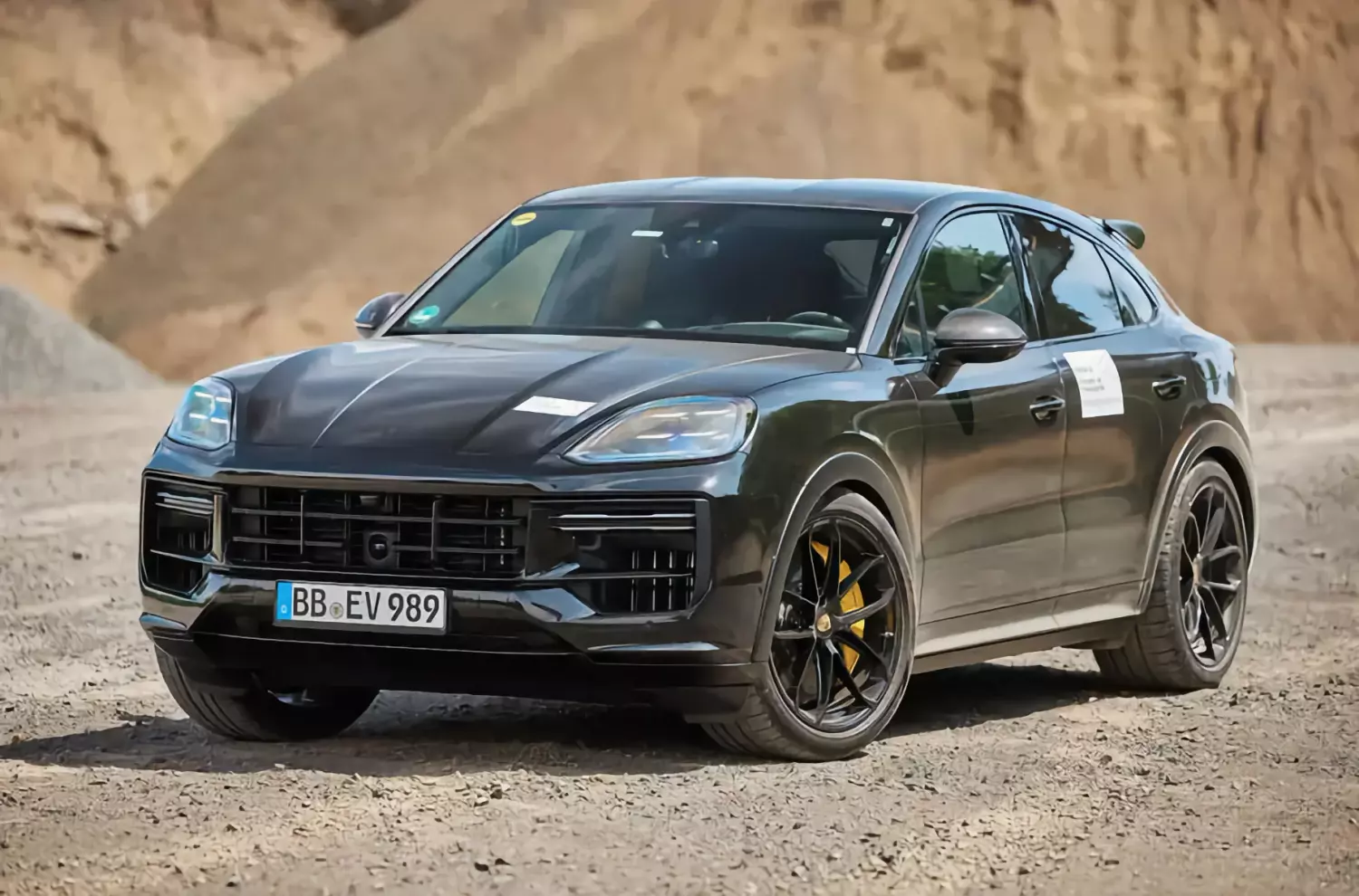 В гамме Porsche Cayenne появится 700-сильный гибрид — Motor