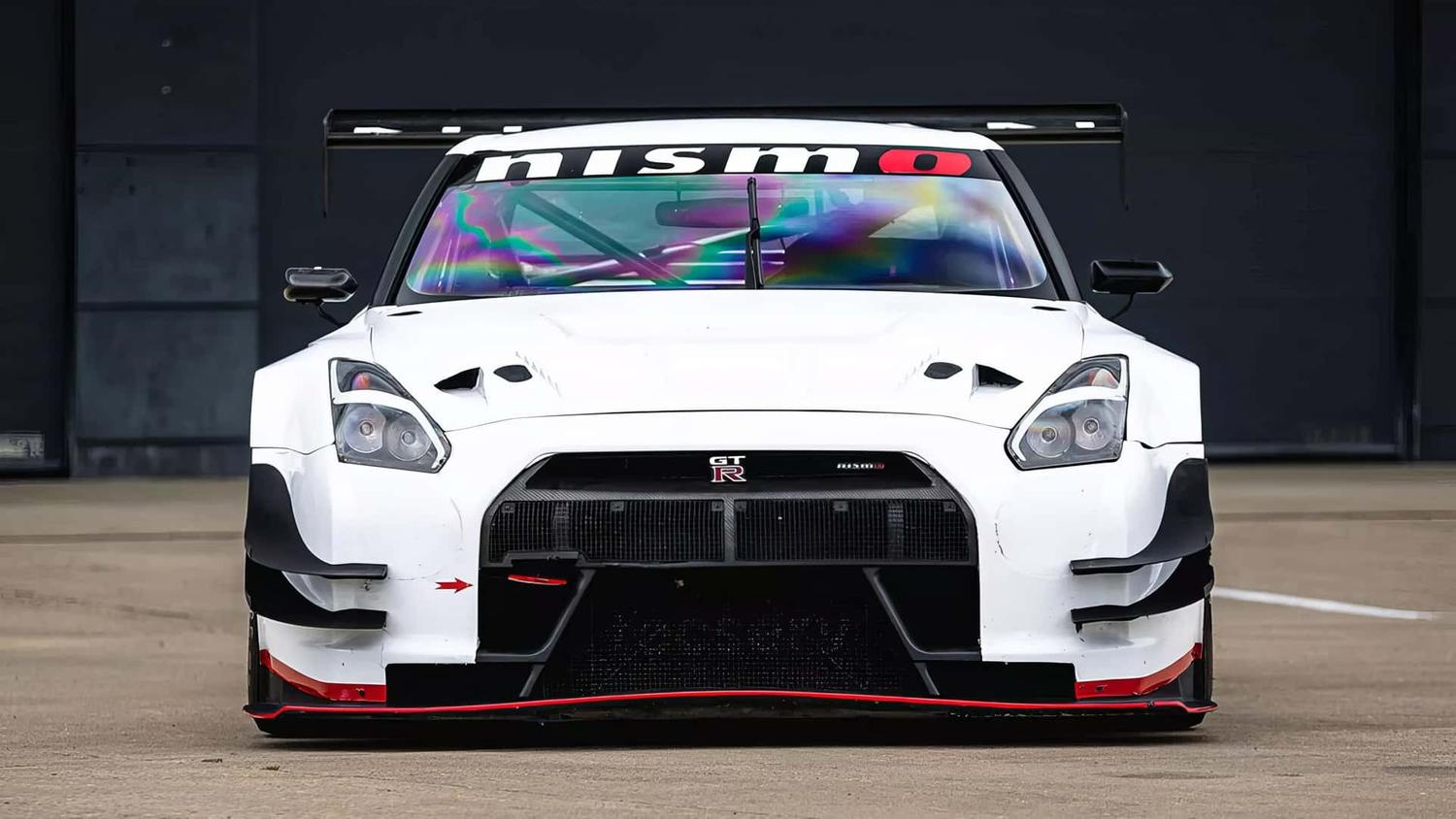 Nissan GT-R из фильма по игре Gran Turismo выставили на продажу — Motor