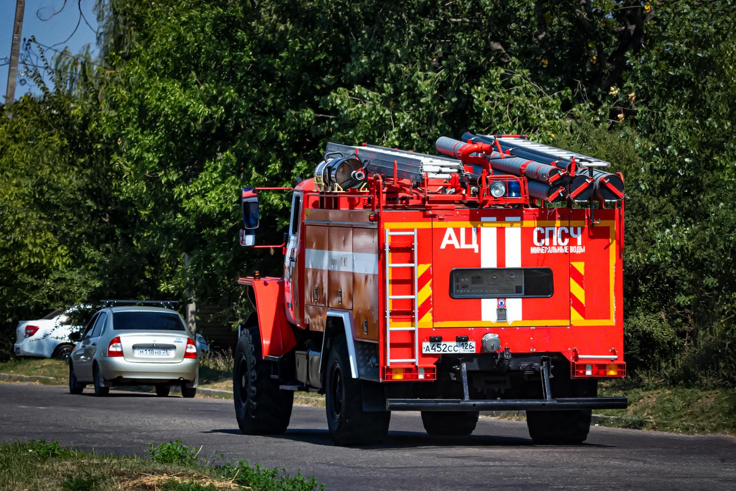 Пожарным могут разрешить таранить автомобили россиян — Motor