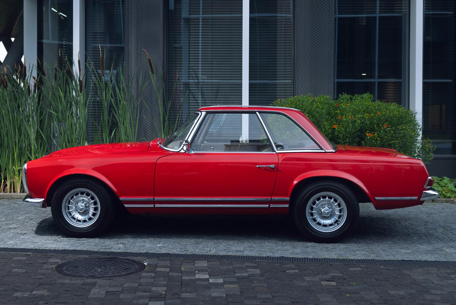Mercedes Benz 230 SL w113