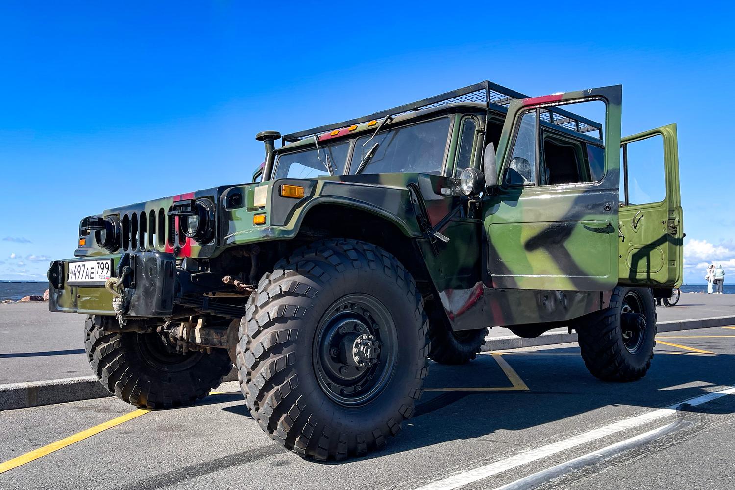 Видео: американский Hummer H1 из советской «Шишиги» — кто и зачем это  сделал? — Лаборатория — Motor