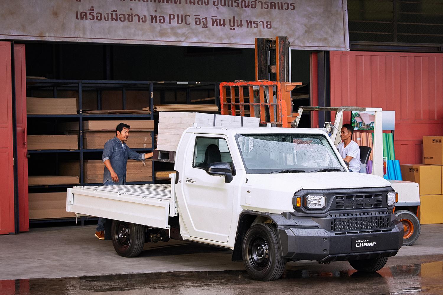 Toyota представила самый дешевый Hilux в истории — он стоит всего 1,2 млн  рублей — Motor