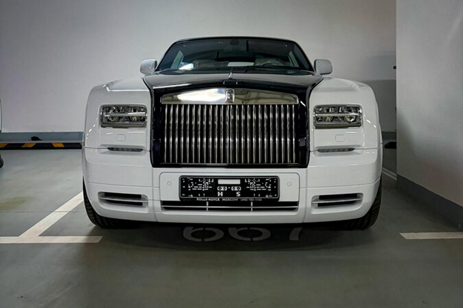 В Москве продают редчайший Rolls-Royce Phantom без пробега. Очень дорого —  Motor