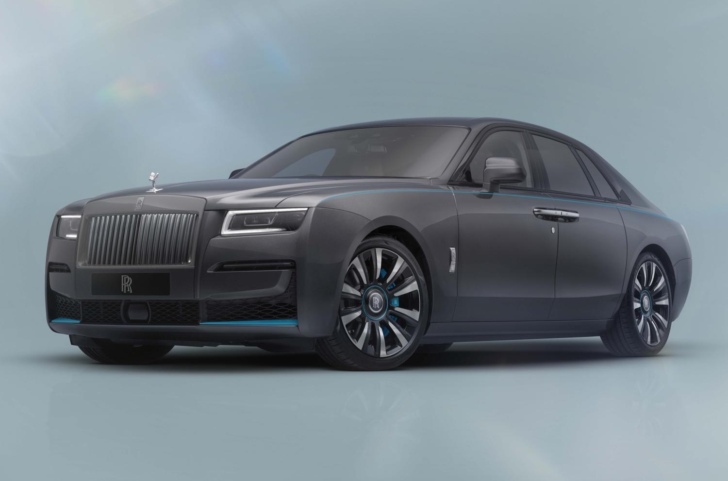 Седан Rolls-Royce Ghost окрасили краской с эффектом камня — Motor