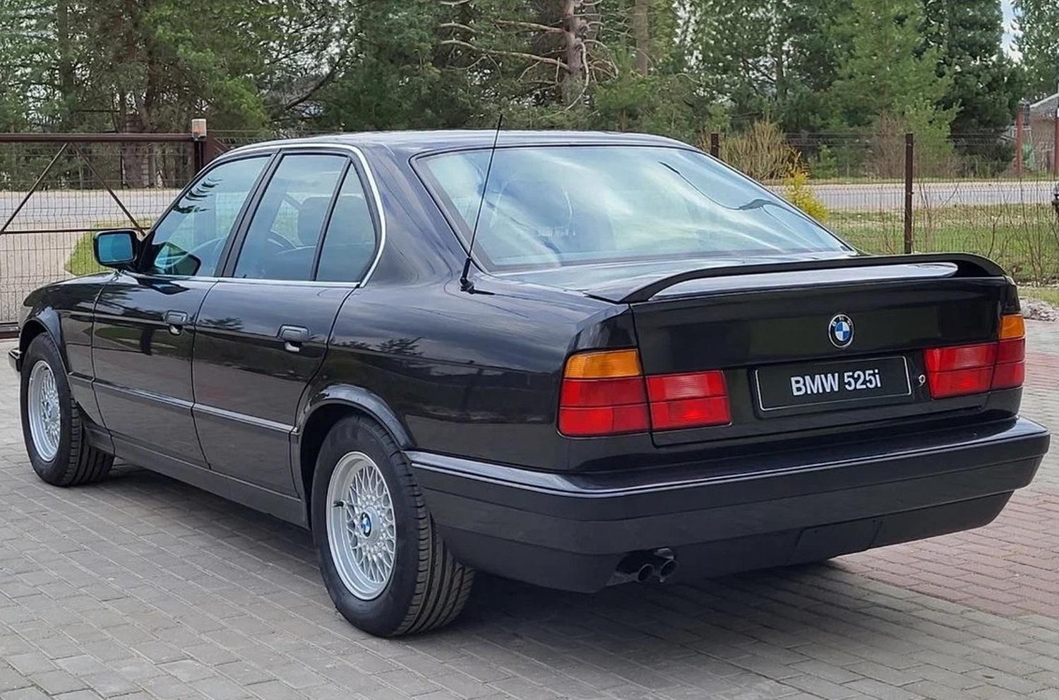 В России выставили на продажу практически новый BMW 5-Series E34 — Motor