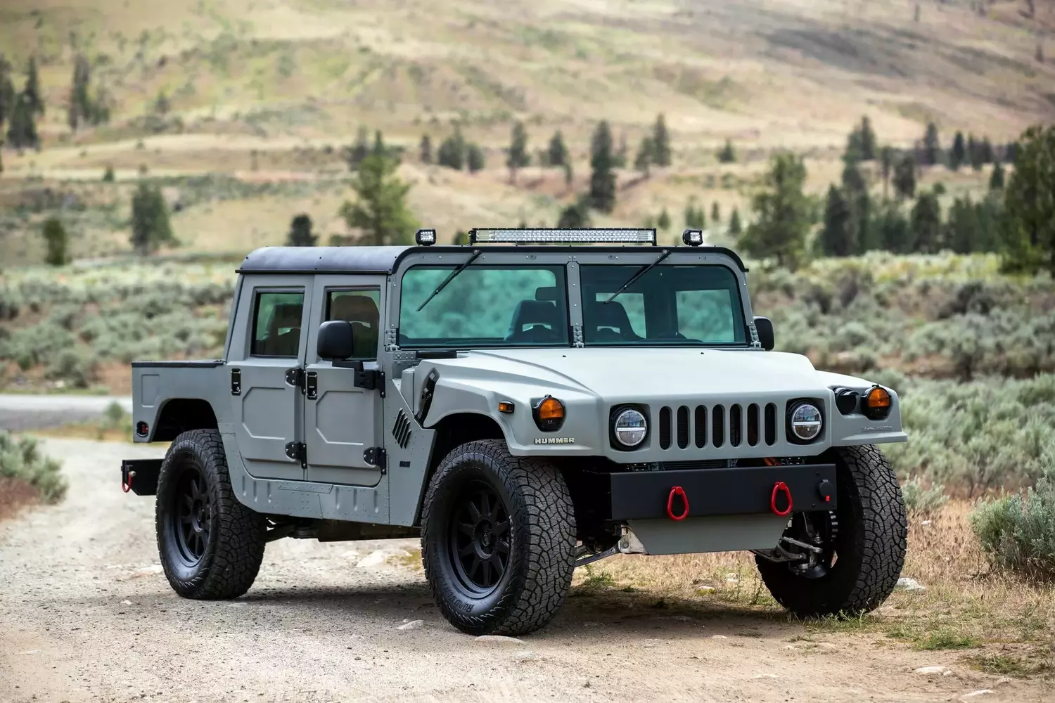 Hummer H1 превратили в электрокар мощностью более 1000 лошадиных сил — Motor