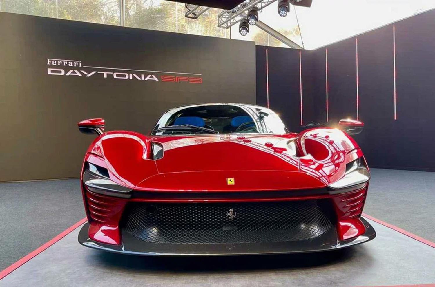 FERRARI DAYTONA SP3 ��������������