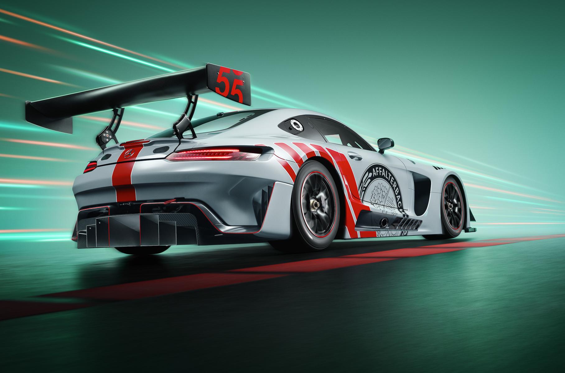 Mercedes-AMG показала перегоновий спорткар, який не допущений до перегонів