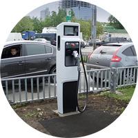 Примерно такую картину рискует увидеть владелец электромобиля, решивший подзарядить аккумуляторы в Москве