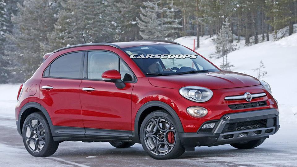 Fiat 500X вновь сфотографировали в Италии