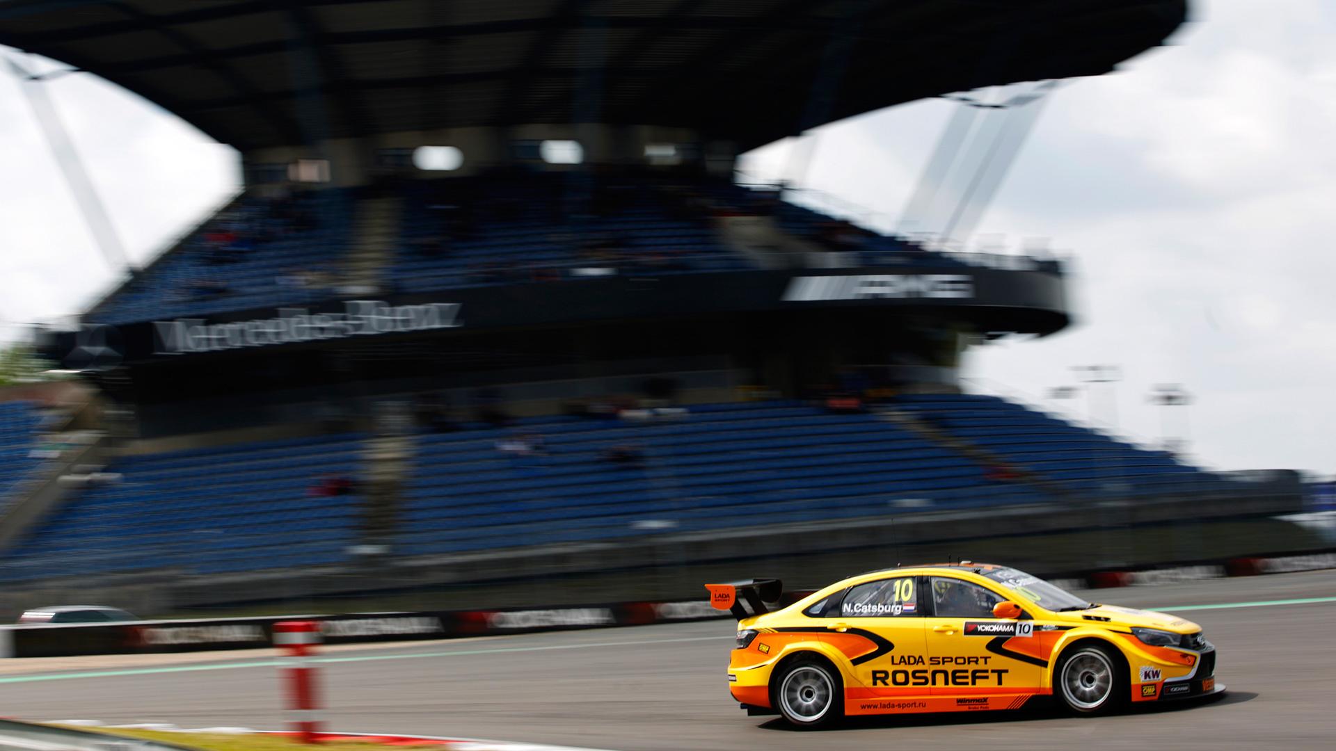 kak nastraivayut mashiny pered gonkami na