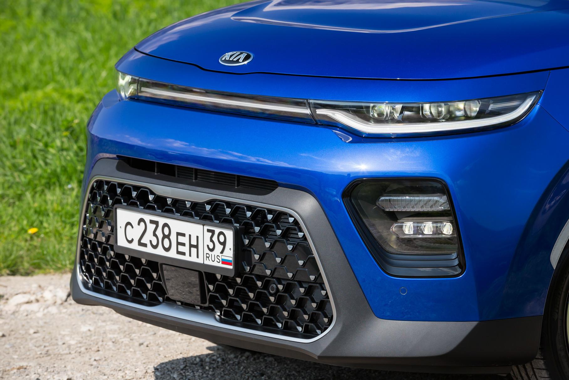 test kia soul novogo pokoleniya yarkaya