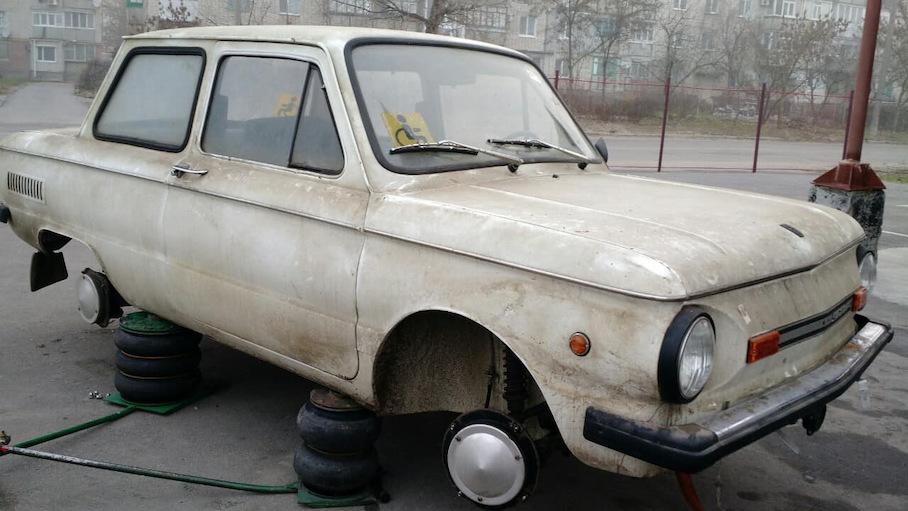 v garazhe nashli zaporozhec bez probega
