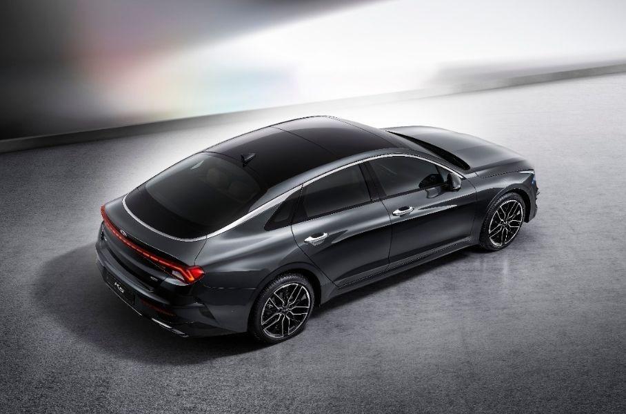 rossijskuyu kia optima pereimenuyut i