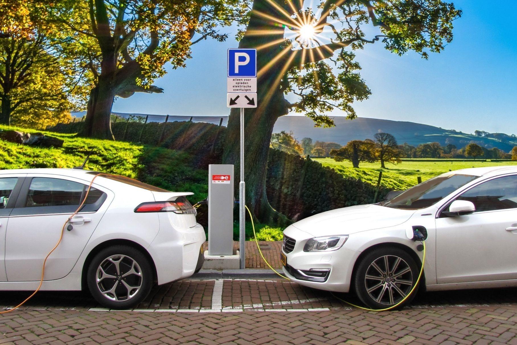 soderzhat elektrokary i gibridy