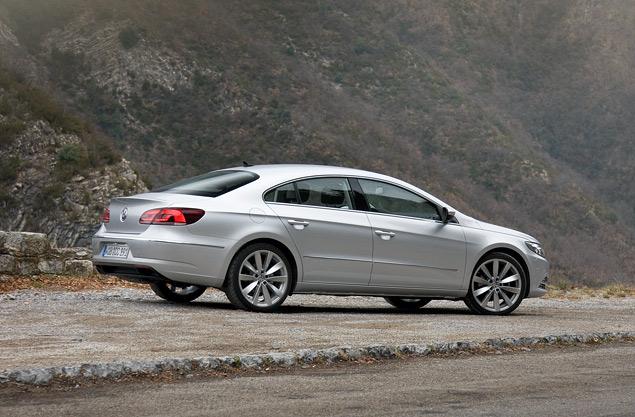 В профиль VW Passat CC очень хорош.  
Особенно с новыми задними фонарями