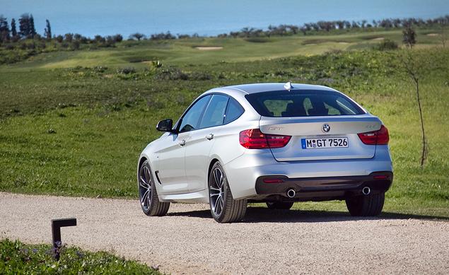 Базовая версия BMW 320i Gran Turismo в России будет стоить от 1,535 миллиона рублей -- уже с "автоматом" и довольно богатым оснащением, в которое войдут раздельный климат-контроль, биксеноновые фары, полный электропакет и аудиосистема BMW Professional. Вторая версия, российские цены на которую уже известны -- это 328i с механической коробкой передач. Базовая модель обойдется в 1,885 миллиона рублей, а доплата за "автомат" составит около 100 тысяч рублей. Дизельные варианты, а также топовая модель 335i, появятся в продаже позднее.