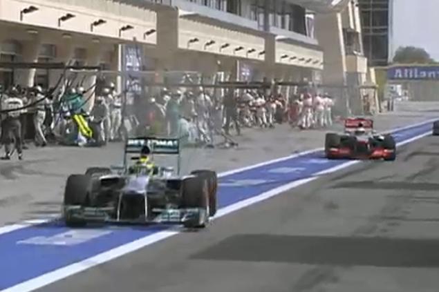 Пит-стопы Росберга и Баттона прошли без заминок. Немец и британец возвращаются на трассу.