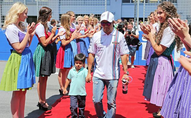 Ред Булл без Мартини