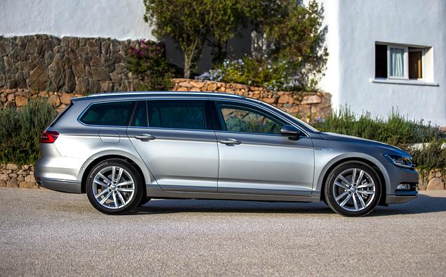 Начало продаж в России запланировано на июнь 2015 года. Российская сборка Passat пока не планируется. Комплектации, моторы и цены пока на стадии согласования.