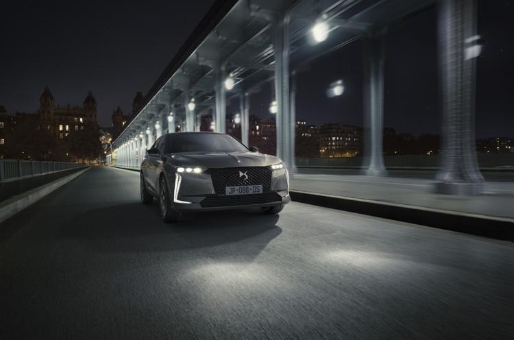 Новый DS 4 составит конкуренцию младшим моделям BMW и Audi