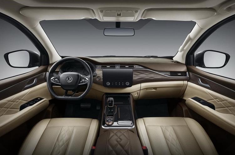 Интерьер Dongfeng Rich 7