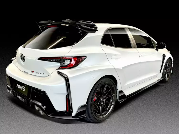 Раллийный пилот помог тюнерам доработать Toyota GR Corolla