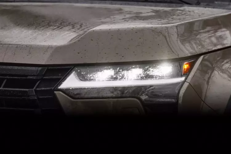 Ранний тизер нового Lexus GX
