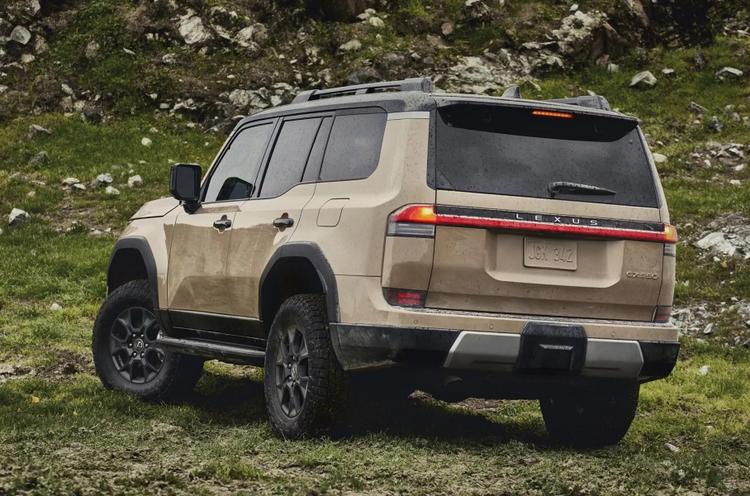 Lexus GX Overtrail+