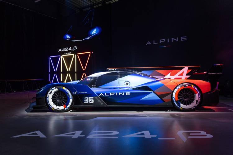 Новый спортпрототип Alpine поделится «световой подписью» с серийными машинами