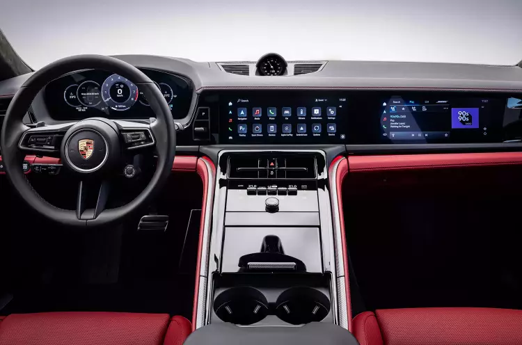 Porsche Panamera нового поколения, электрический седан Zeekr 007 и обновлённый минивэн Kia Carnival: главное за неделю