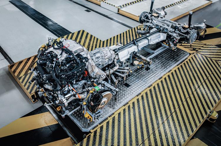 Новые Bentley оснастят 750-сильной гибридной установкой